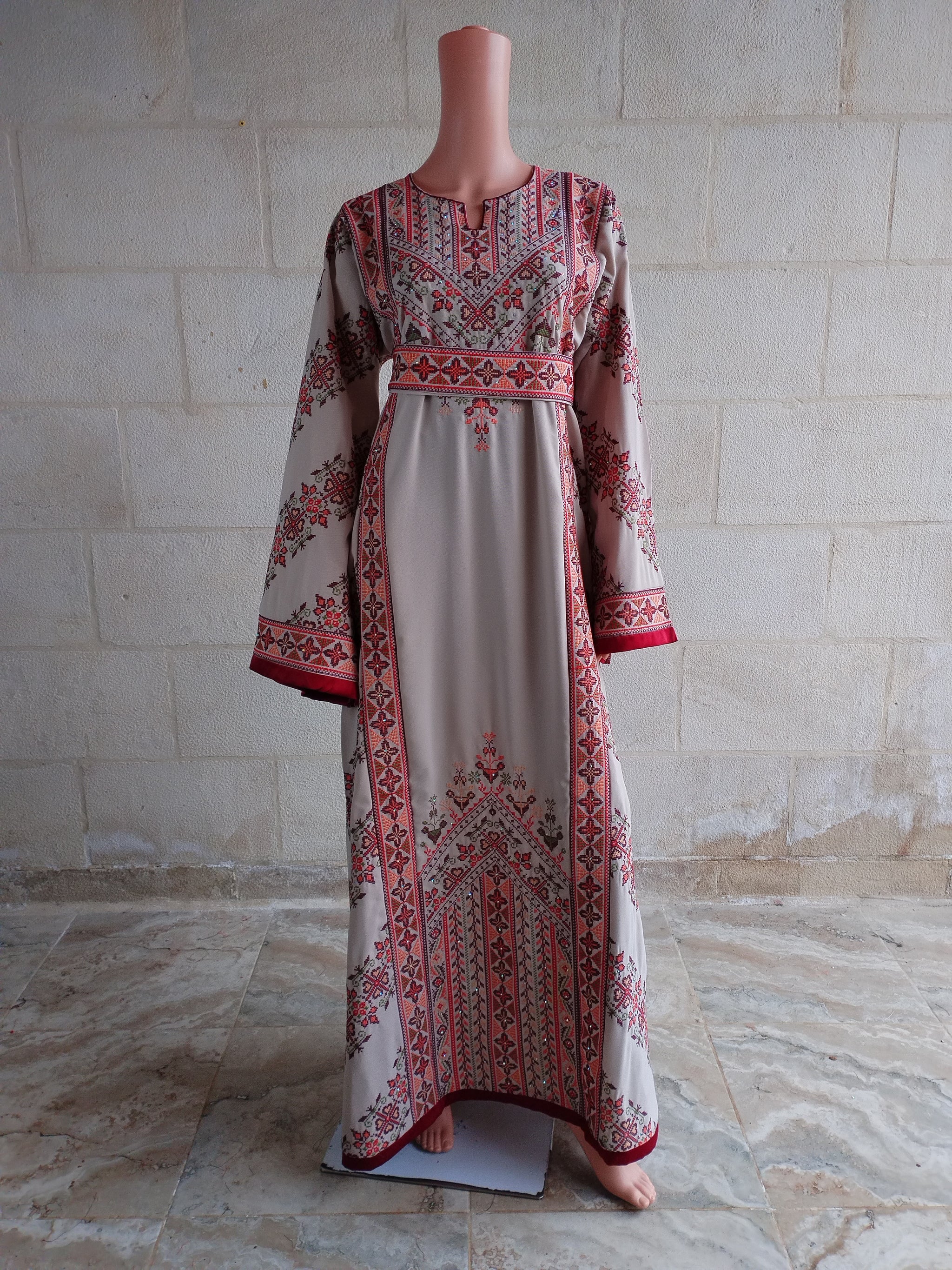 Palestinian Thobe Tatreez Dress Beige and Red Embroidery  display picture 1